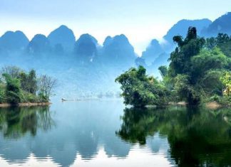 Du ngoạn 5 hồ nước ngọt tự nhiên lớn nhất ở Việt Nam Du ngoạn 5 hồ nước ngọt tự nhiên lớn nhất ở Việt Nam